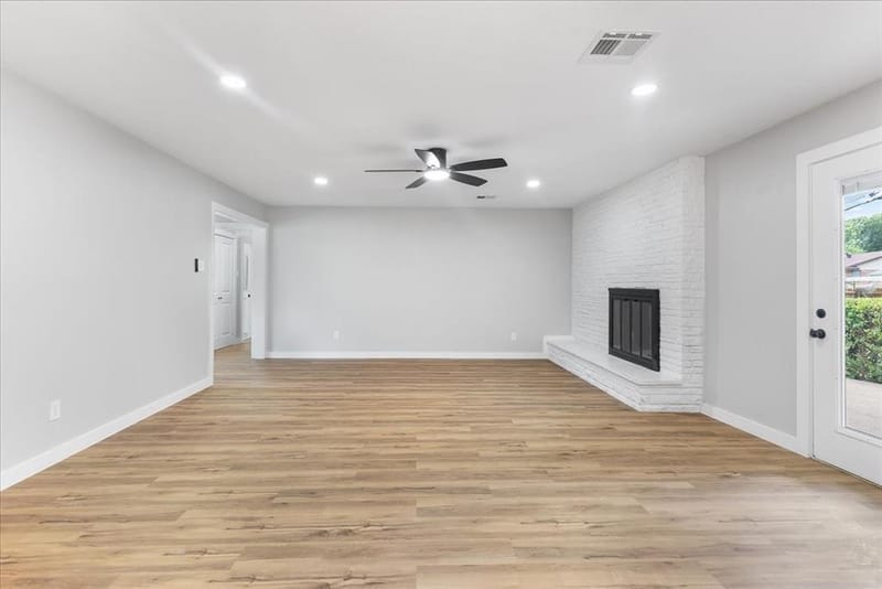 706 W Five Mile Parkway, Dallas TX 75224 - Photo 14
