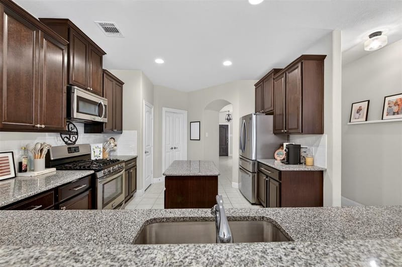 3704 Wrexham Street, Frisco TX 75036 - Photo 6