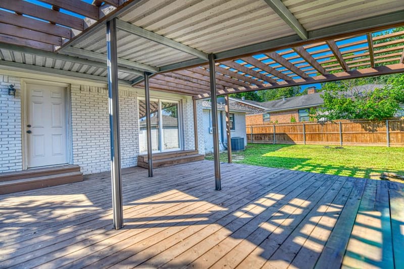 2305 Fenestra Drive, Dallas TX 75228 - Photo 31