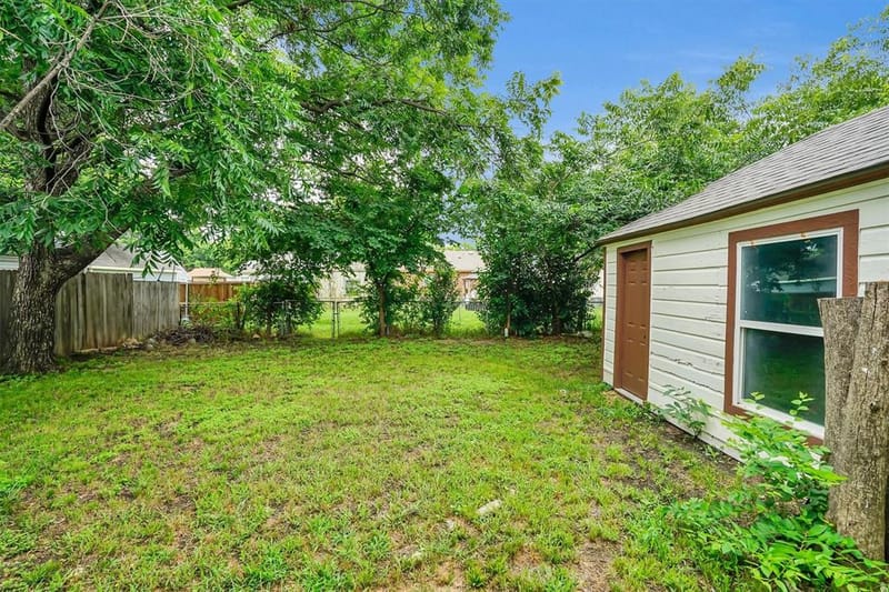 1605 Pine Street, Grand Prairie TX 75050 - Photo 26