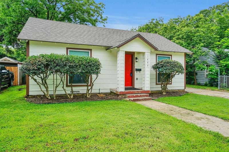 1605 Pine Street, Grand Prairie TX 75050 - Photo 3