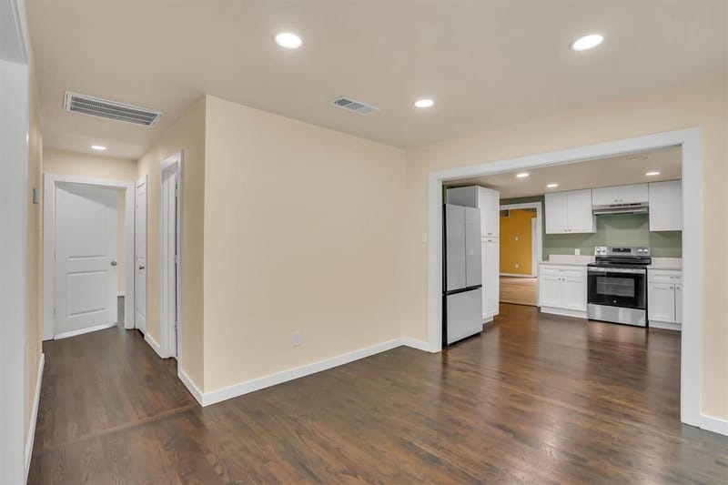 1605 Pine Street, Grand Prairie TX 75050 - Photo 8