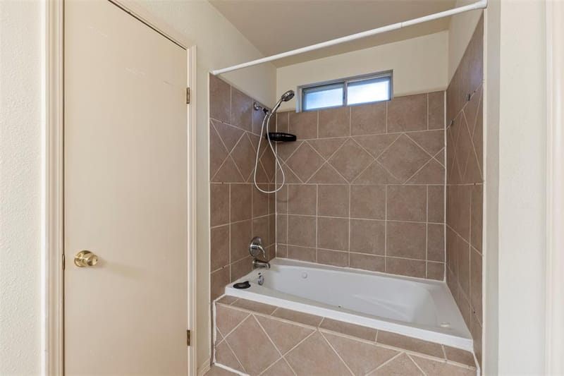 3912 Longstraw Drive, Fort Worth TX 76137 - Photo 15