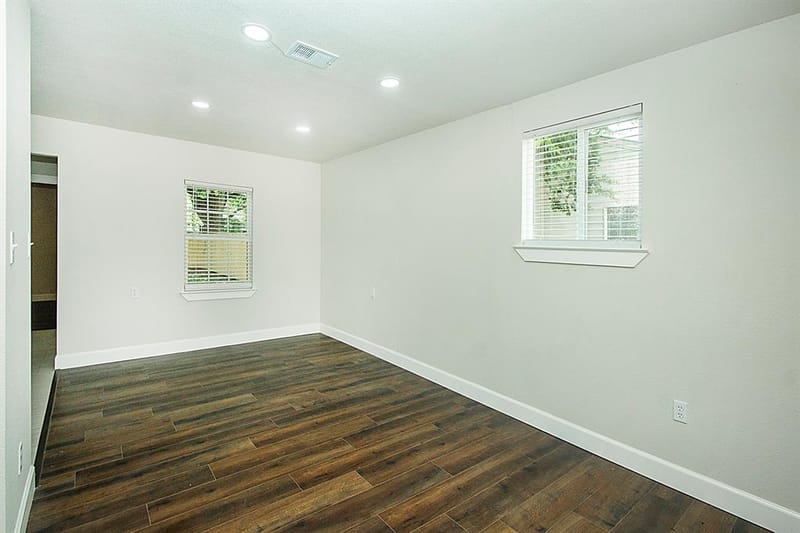 2502 Helmet Street, Irving TX 75060 - Photo 3