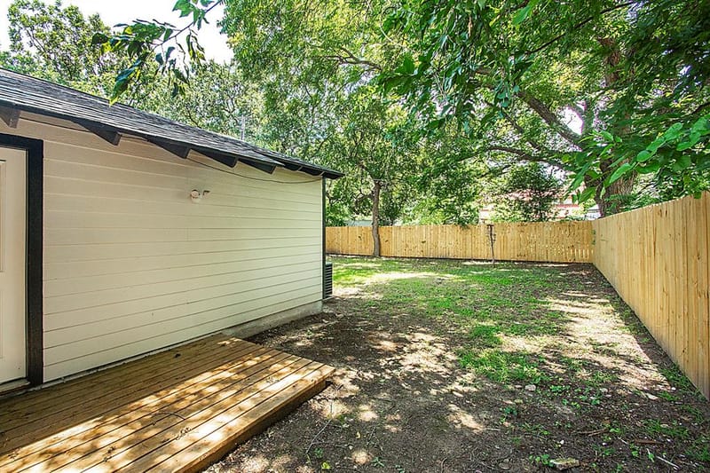 2502 Helmet Street, Irving TX 75060 - Photo 18