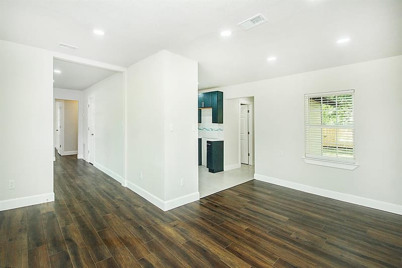 2502 Helmet Street, Irving TX 75060 - Photo 4