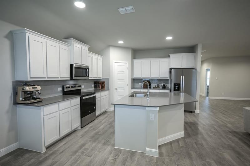 725 Golden Gate Park Road, Alvarado TX 76009 - Photo 13