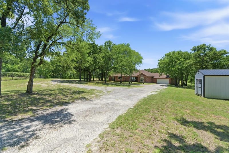 321 County Road 211 Road, Gainesville TX 76240 - Photo 2