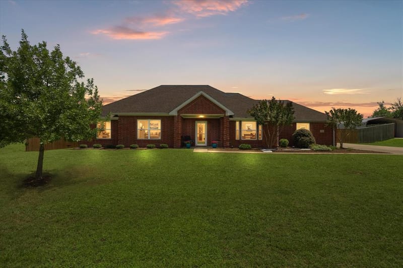 112 Northview Drive, Fate TX 75189 - Photo 2