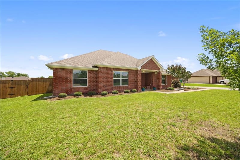 112 Northview Drive, Fate TX 75189 - Photo 4
