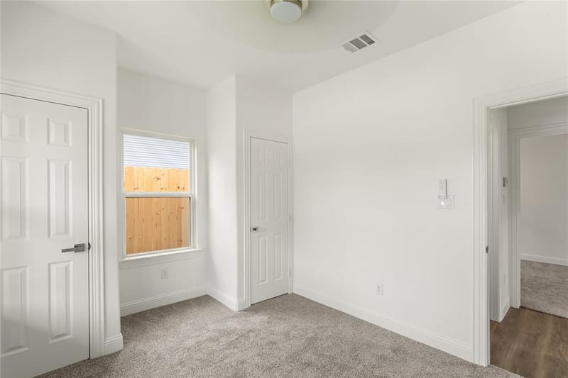 1015 Stella Street, Fort Worth TX 76104 - Photo 24