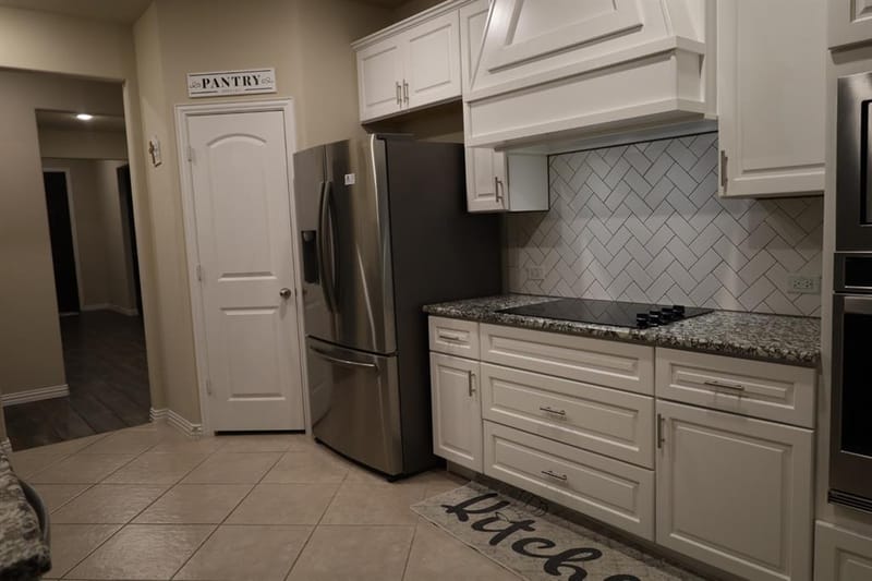 277 Allegheny Drive, Burleson TX 76028 - Photo 8
