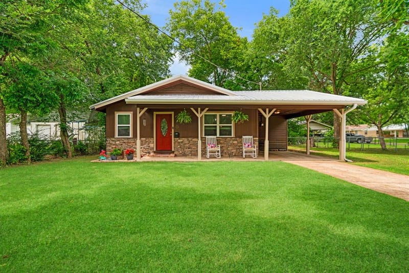 2435 Hubbard Street, Paris TX 75460