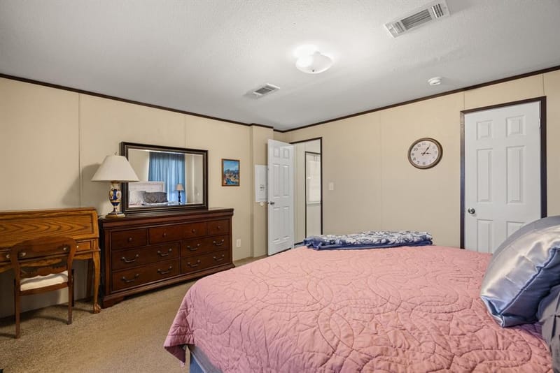 6619 Dayla Court, Granbury TX 76049 - Photo 17