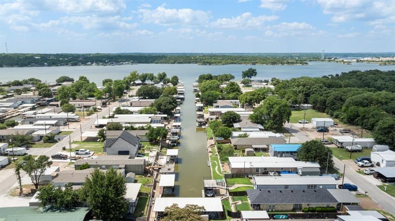 6619 Dayla Court, Granbury TX 76049