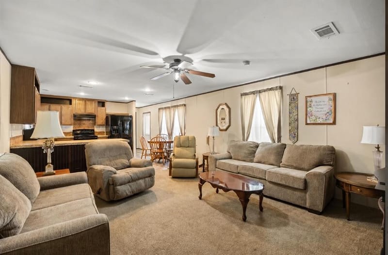 6619 Dayla Court, Granbury TX 76049 - Photo 11