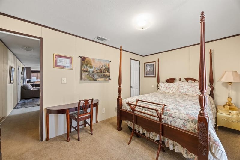 6619 Dayla Court, Granbury TX 76049 - Photo 21
