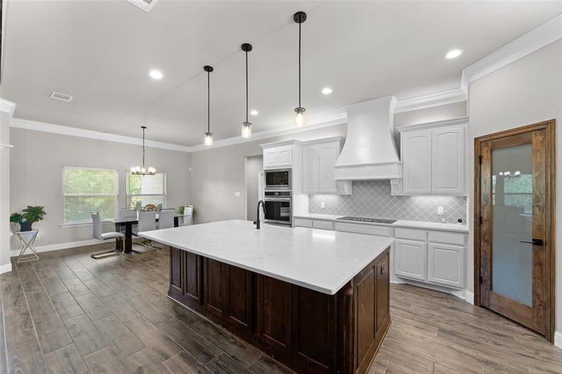1055 Meadow Wood Terrace, Azle TX 76020 - Photo 9