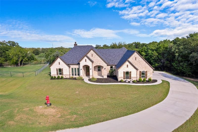 1055 Meadow Wood Terrace, Azle TX 76020 - Photo 35