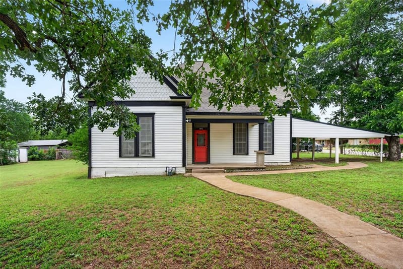 107 S Washington Street, Cleburne TX 76031 - Photo 23