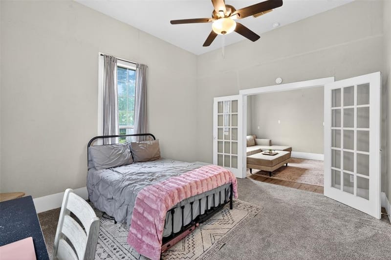107 S Washington Street, Cleburne TX 76031 - Photo 17