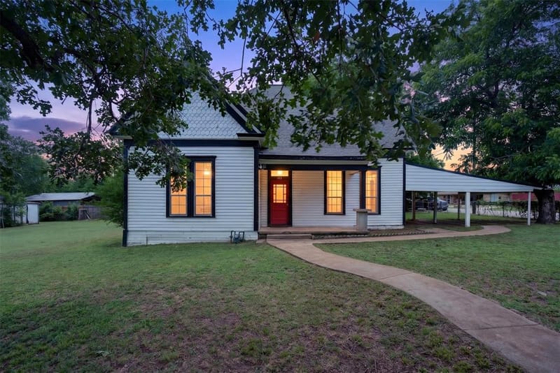 107 S Washington Street, Cleburne TX 76031 - Photo 25