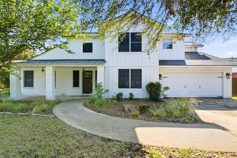 1925 N Dale Avenue, Stephenville TX 76401