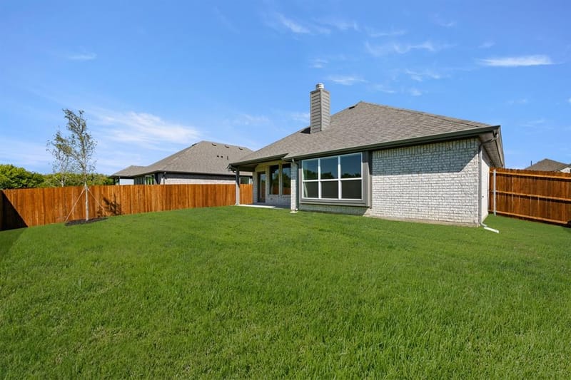 1004 Birchwood Drive, Crowley TX 76036 - Photo 27
