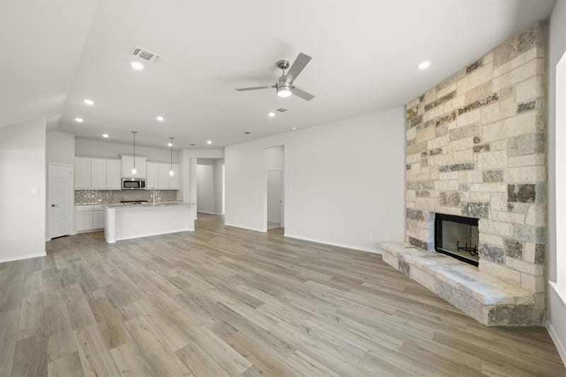 1004 Birchwood Drive, Crowley TX 76036 - Photo 12