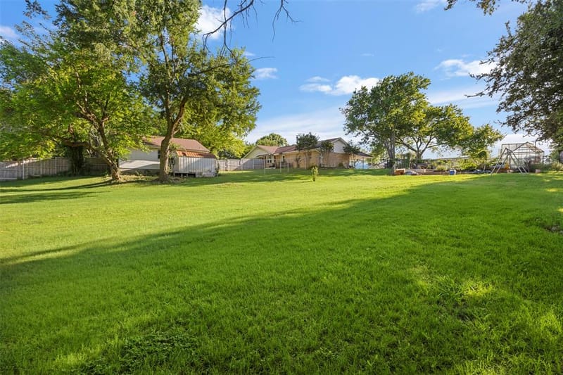 103 Cedar Drive, Oak Leaf TX 75154 - Photo 34