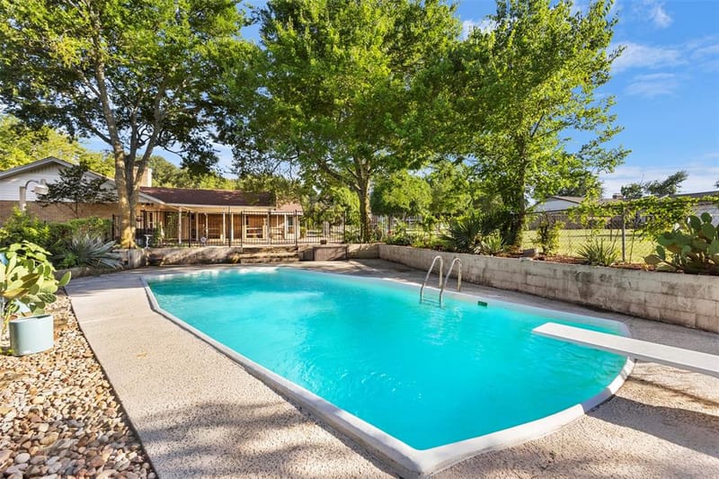 103 Cedar Drive, Oak Leaf TX 75154 - Photo 29