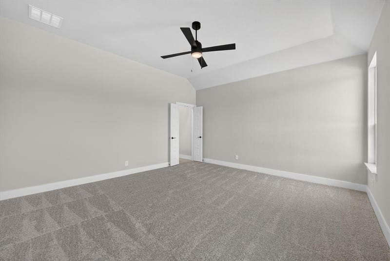 1026 Colt Road, Springtown TX 76082 - Photo 27