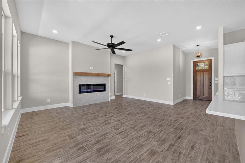 1026 Colt Road, Springtown TX 76082 - Photo 5