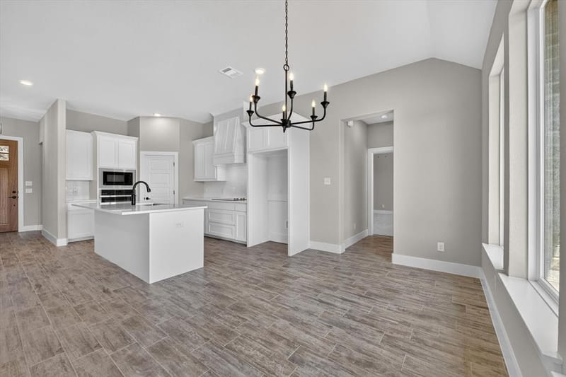 1026 Colt Road, Springtown TX 76082 - Photo 8