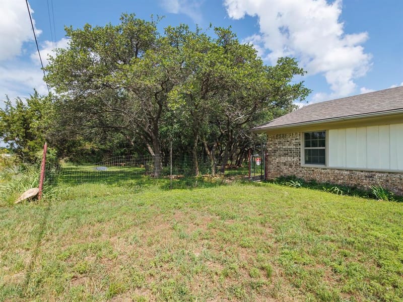 7116 Monaghan Drive, Brownwood TX 76801 - Photo 7