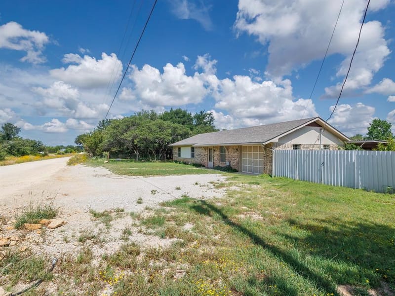7116 Monaghan Drive, Brownwood TX 76801 - Photo 3