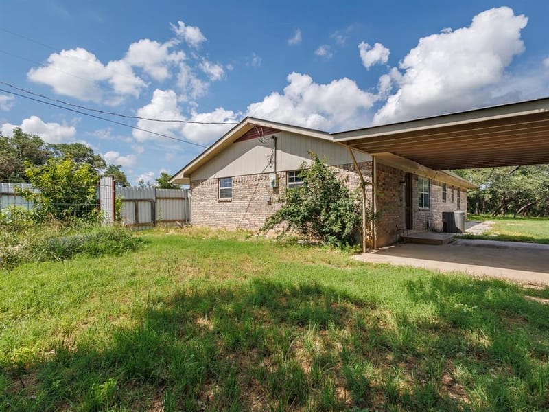 7116 Monaghan Drive, Brownwood TX 76801 - Photo 15