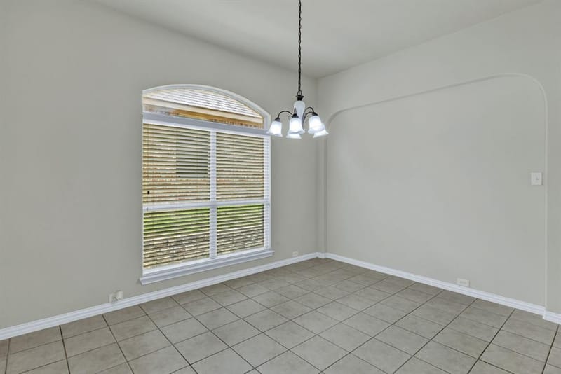 729 Red Elm Lane, Fort Worth TX 76131 - Photo 7