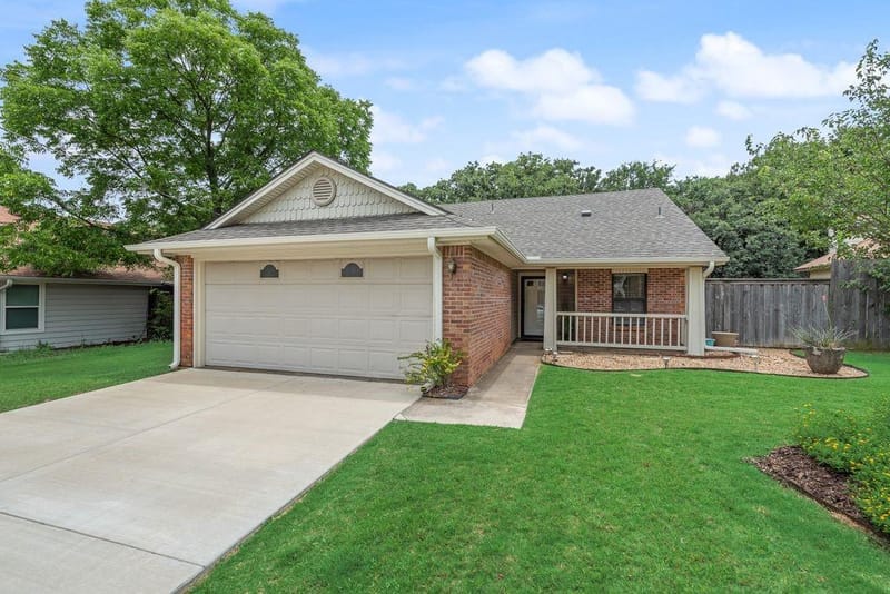 2904 Weston Drive, Denton TX 76209 - Photo 2