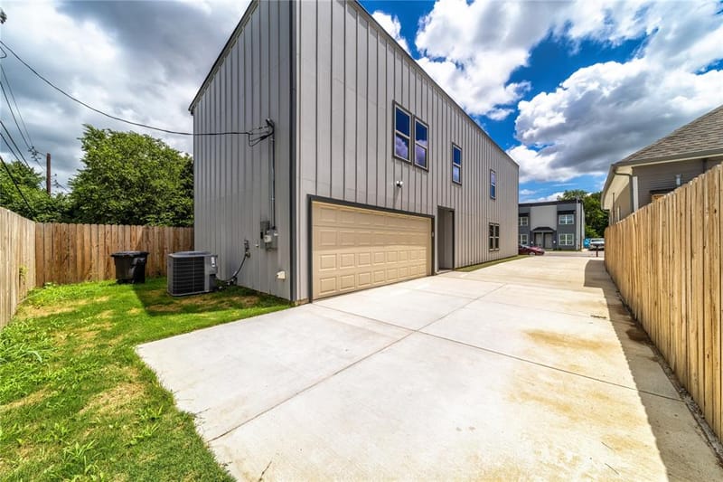 1426 Evans Avenue, Fort Worth TX 76104 - Photo 29