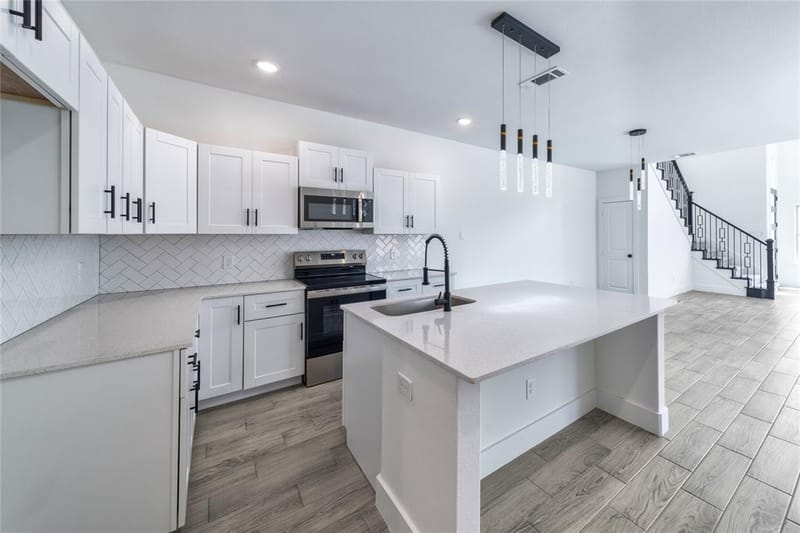 1426 Evans Avenue, Fort Worth TX 76104 - Photo 8