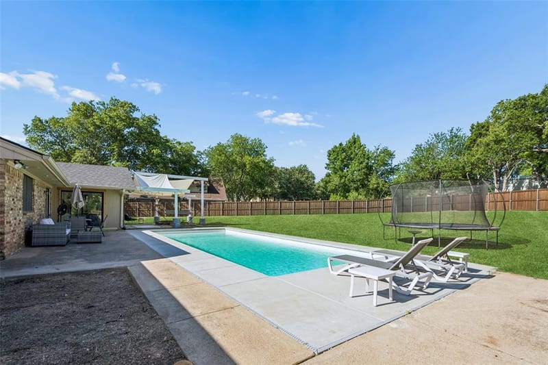 1303 Heather Glen Street, Duncanville TX 75137 - Photo 2