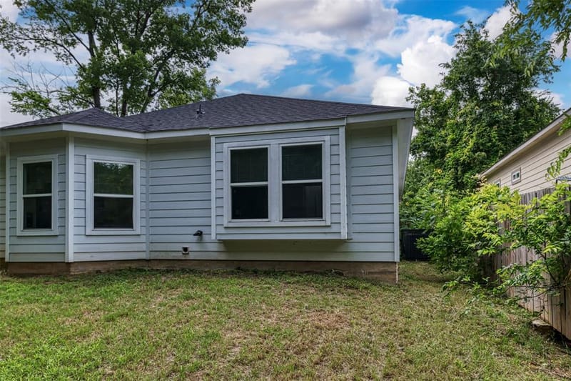 2763 Prosperity Avenue, Dallas TX 75216 - Photo 36