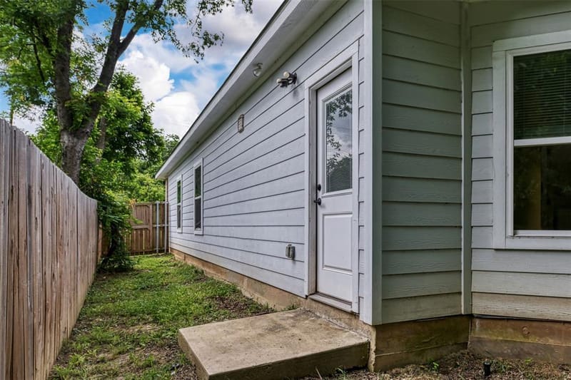 2763 Prosperity Avenue, Dallas TX 75216 - Photo 32