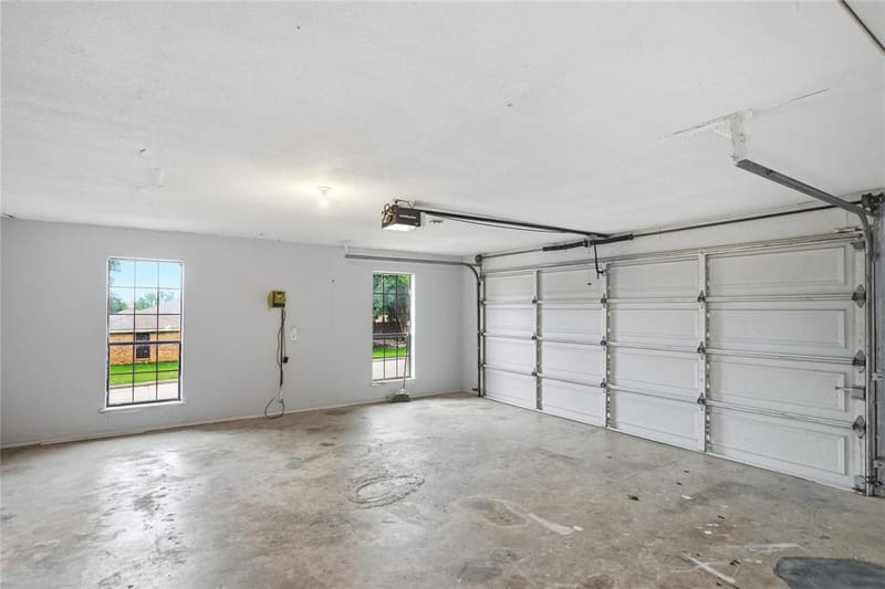 1905 Wedgewood Drive, Grand Prairie TX 75050 - Photo 23