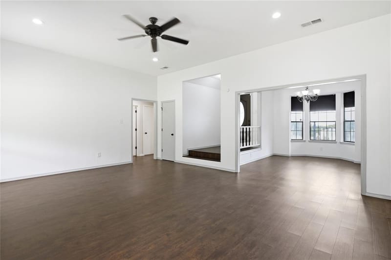 1905 Wedgewood Drive, Grand Prairie TX 75050 - Photo 7