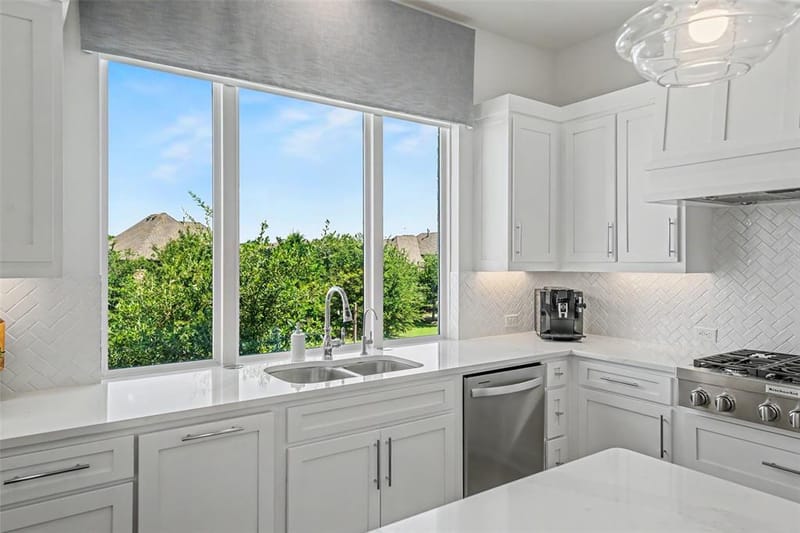 7629 Hewitt Drive, McKinney TX 75070 - Photo 10