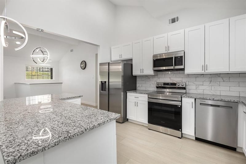 707 W Red Bird Lane, Dallas TX 75232 - Photo 10