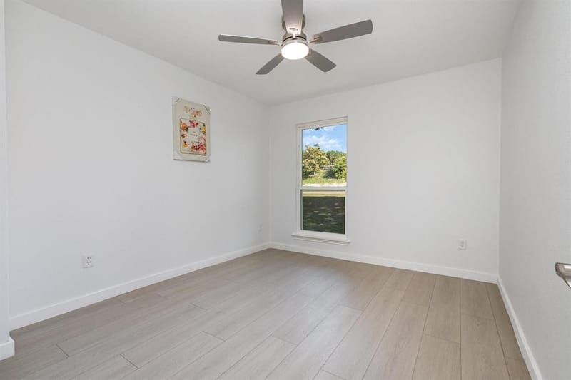 707 W Red Bird Lane, Dallas TX 75232 - Photo 18