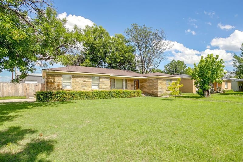 601 Perry Drive, White Settlement TX 76108 - Photo 4